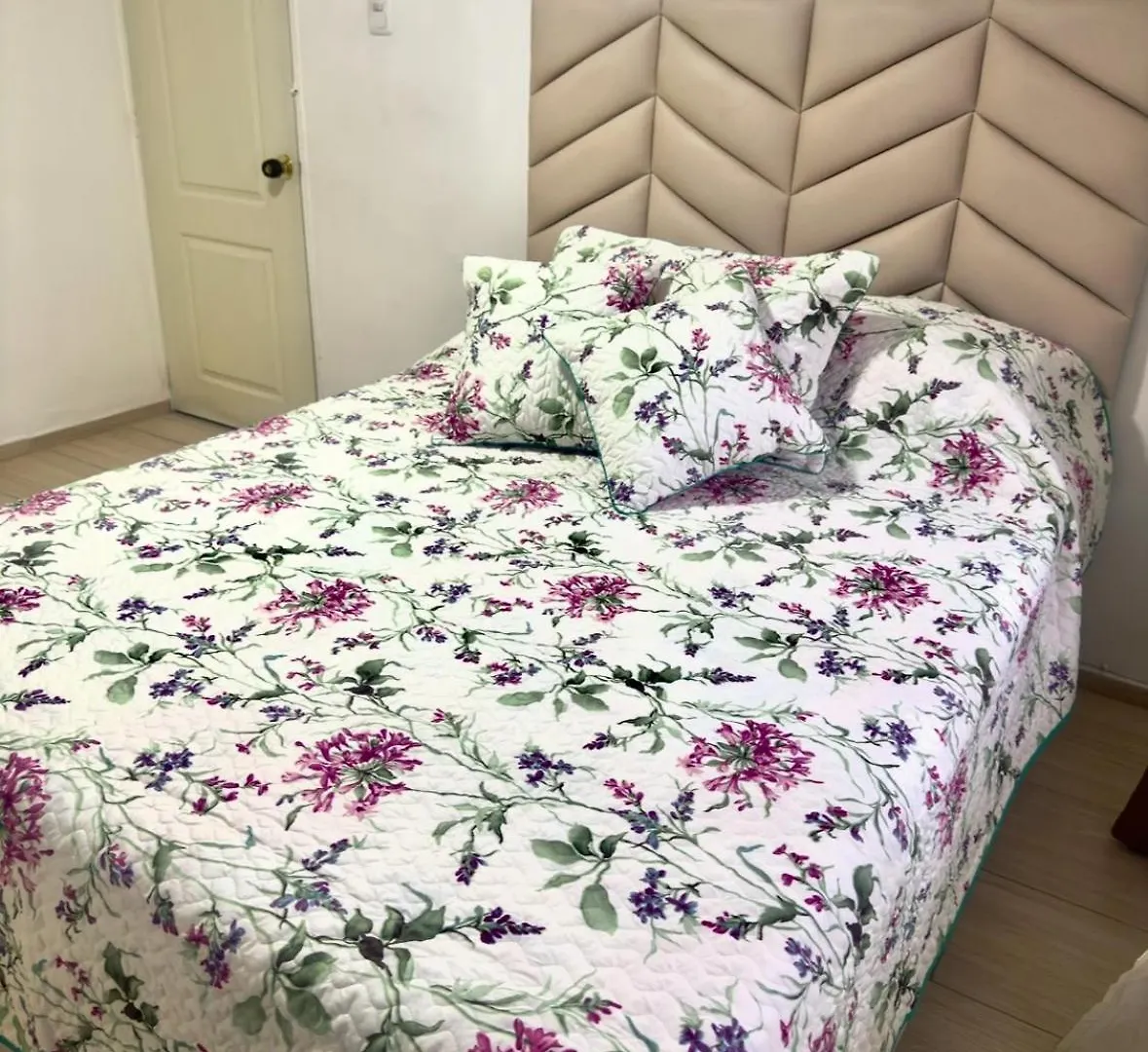 Amplio Apartamento En Medellin